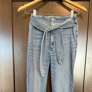 Abercrombie Ultra High Rise Jean